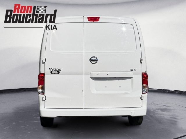 Used 2020 White Nissan SV image 3