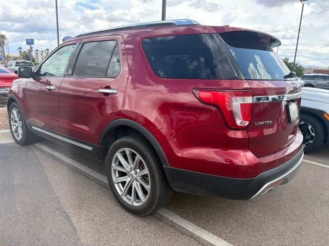 Used 2017 Ruby Red Metallic Ford Limited image 3