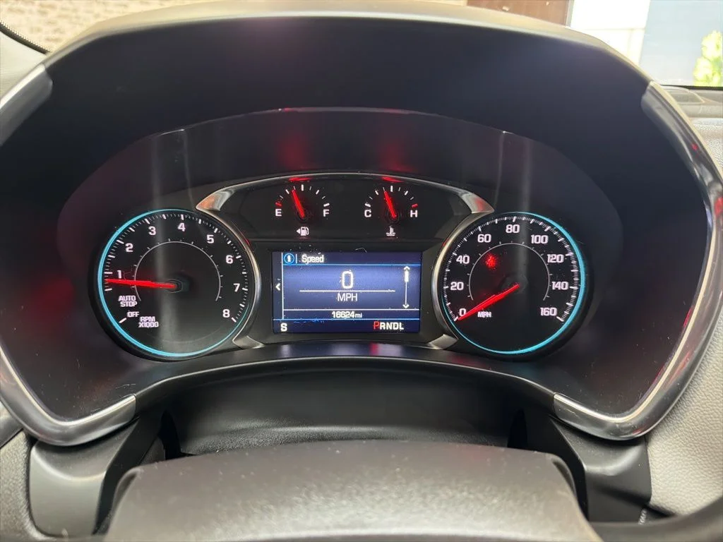 Used 2024 Blue Chevrolet LT image 25