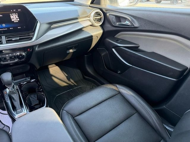 Used 2024 Summit White Chevrolet ACTIV image 40