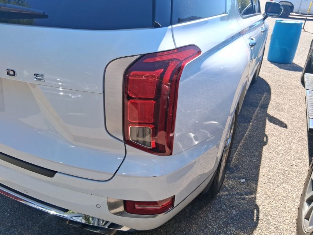Used 2020 White Hyundai Limited image 16