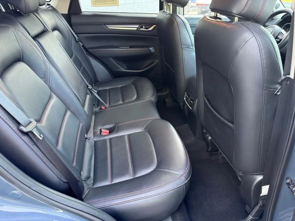 Used 2024 Gray Mazda 2.5 S Carbon Edition image 33