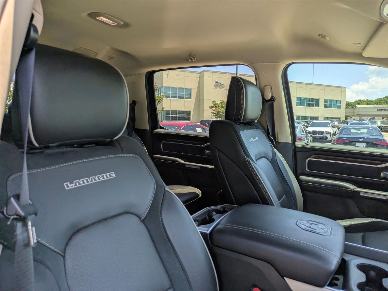 Used 2020 Granite Crystal Metallic Clearcoat Ram Laramie image 33
