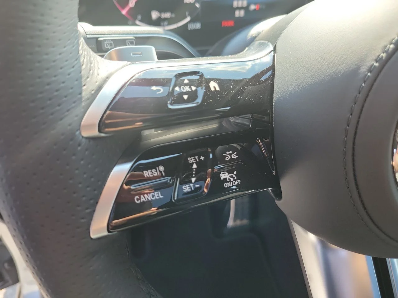 New 2026 Selenite Grey Metallic Mercedes-Benz GLS 580 image 30