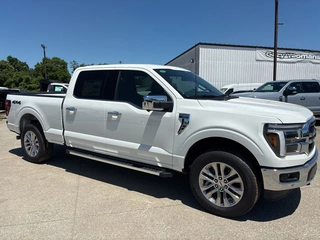 New 2026 Star White Metallic Tri-Coat Ford Lariat® image 10