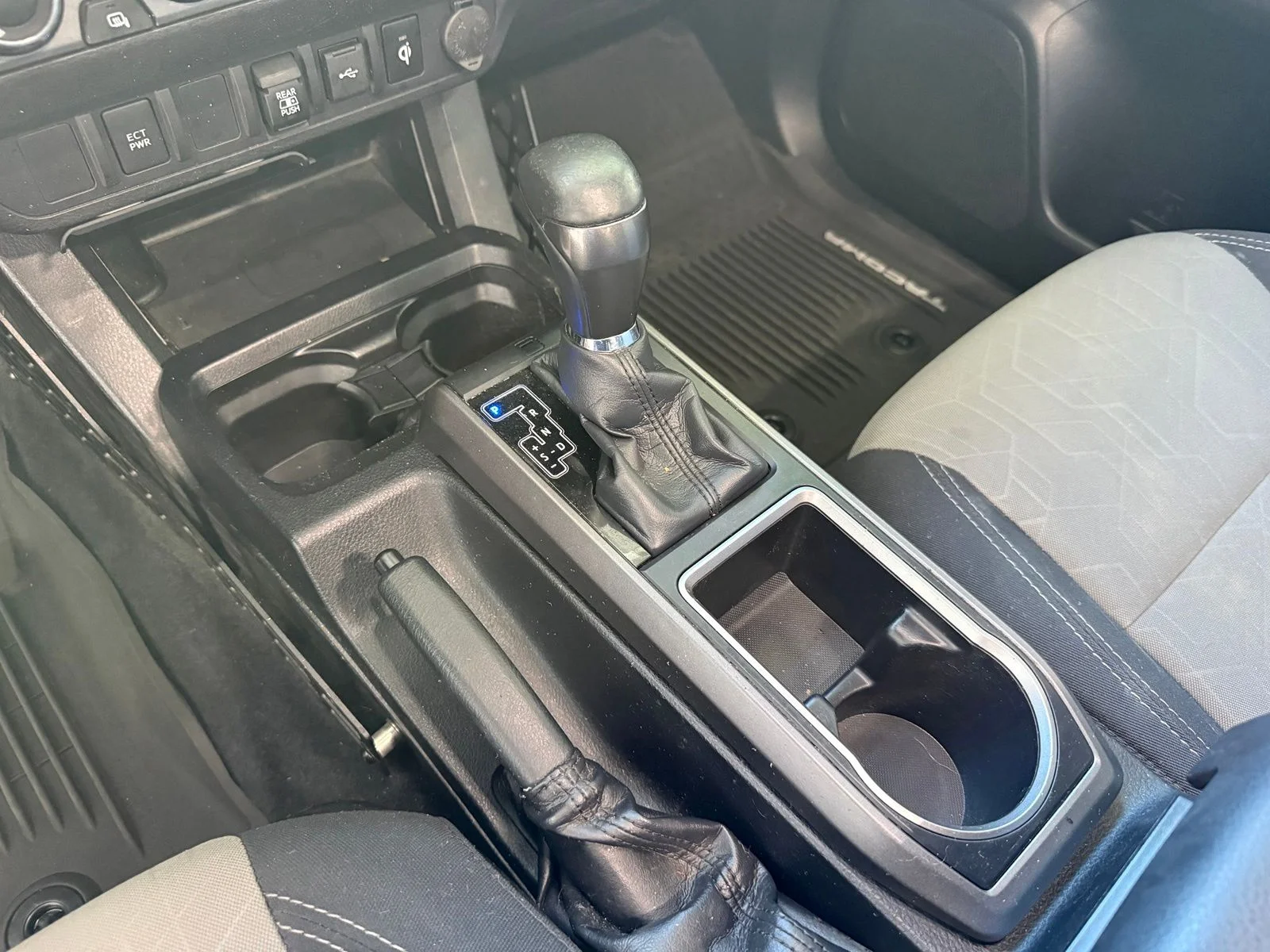 Used 2020 White Toyota TRD Off-Road image 19