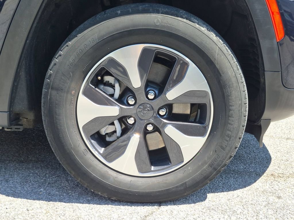 Used 2023 Black Jeep 4xe image 33