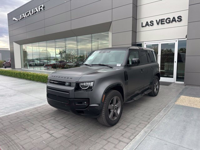 Used 2026 Gray Land Rover V8 image 1