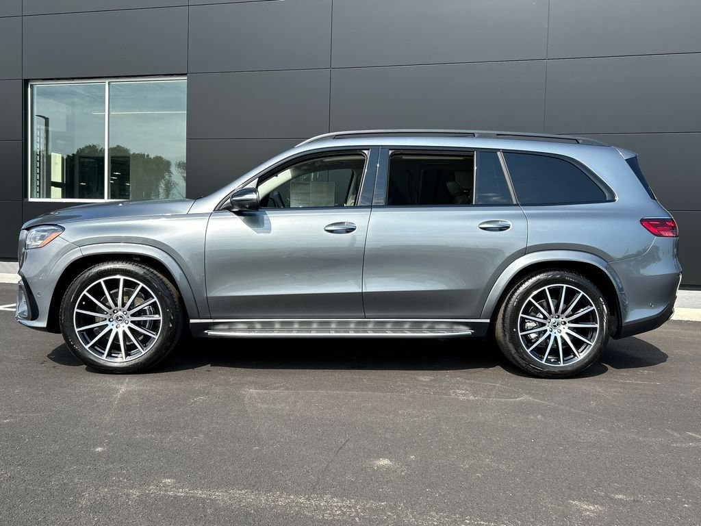 New 2026 Selenite Grey Metallic Mercedes-Benz GLS 450 image 4