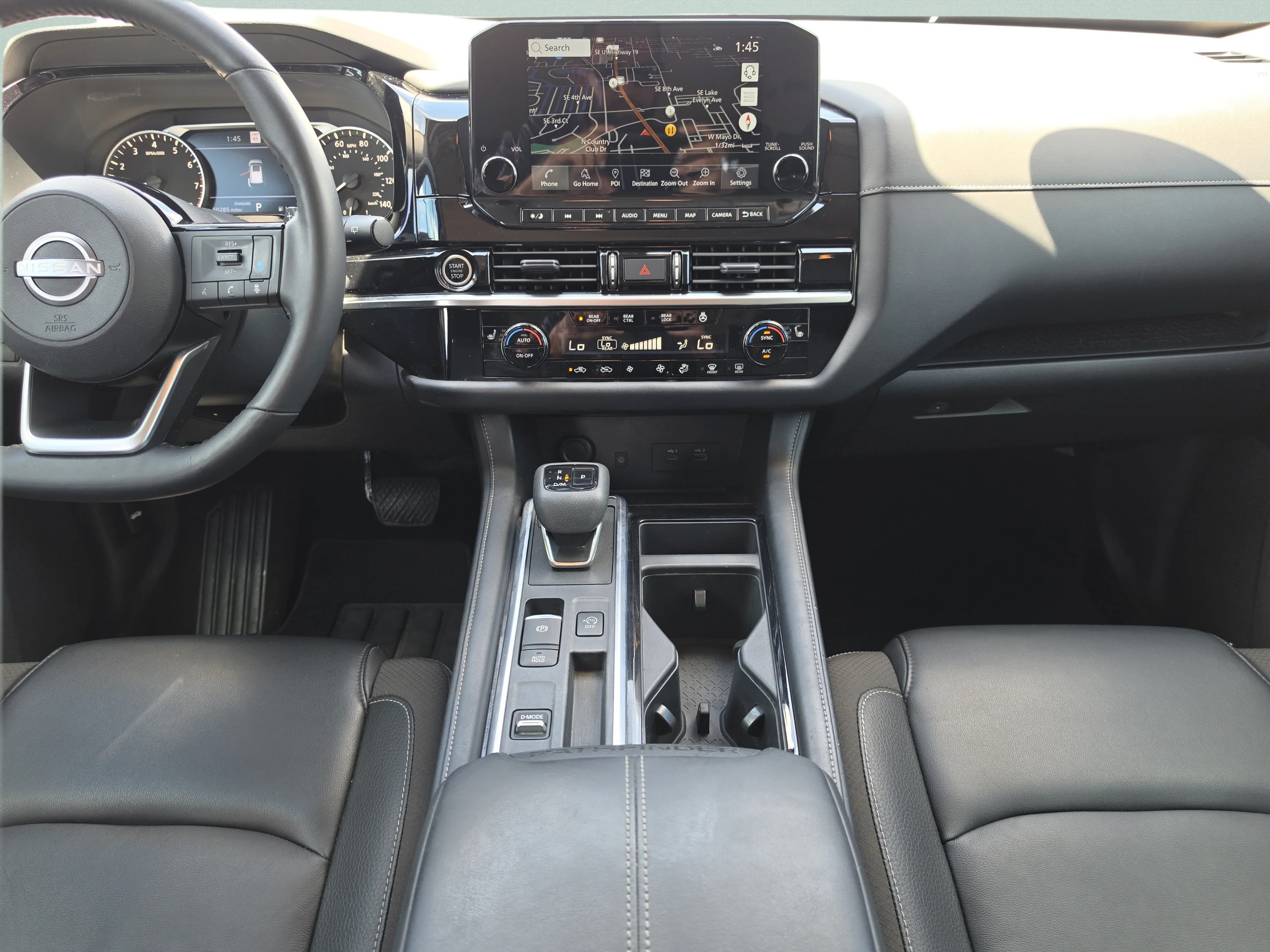 Used 2023 Obsidian Green Pearl Nissan SL image 21