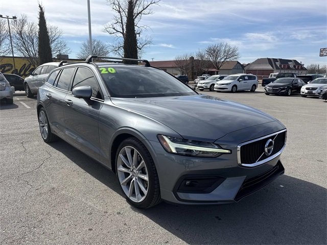2020 Volvo V60 Momentum