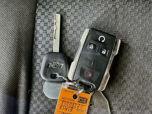 Used 2018 Black Chevrolet LT2 image 12