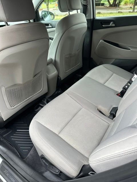 Used 2018 Molten Silver Hyundai SEL image 17
