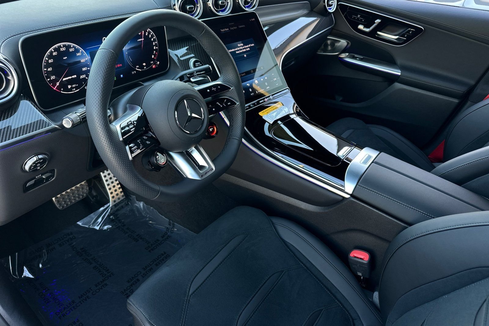 2025 Mercedes-Benz GLC AMG GLC63 S - Photo 15