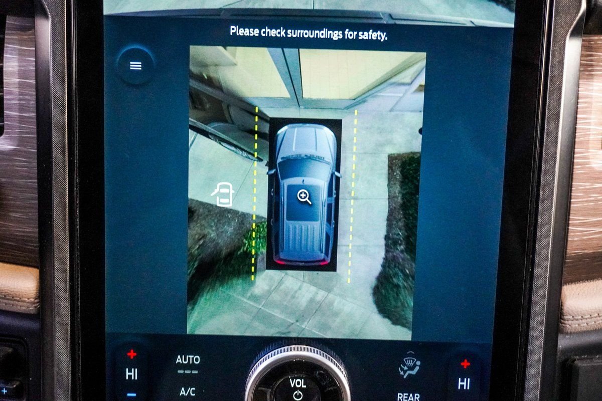 Used 2022 Black Ford Limited image 26