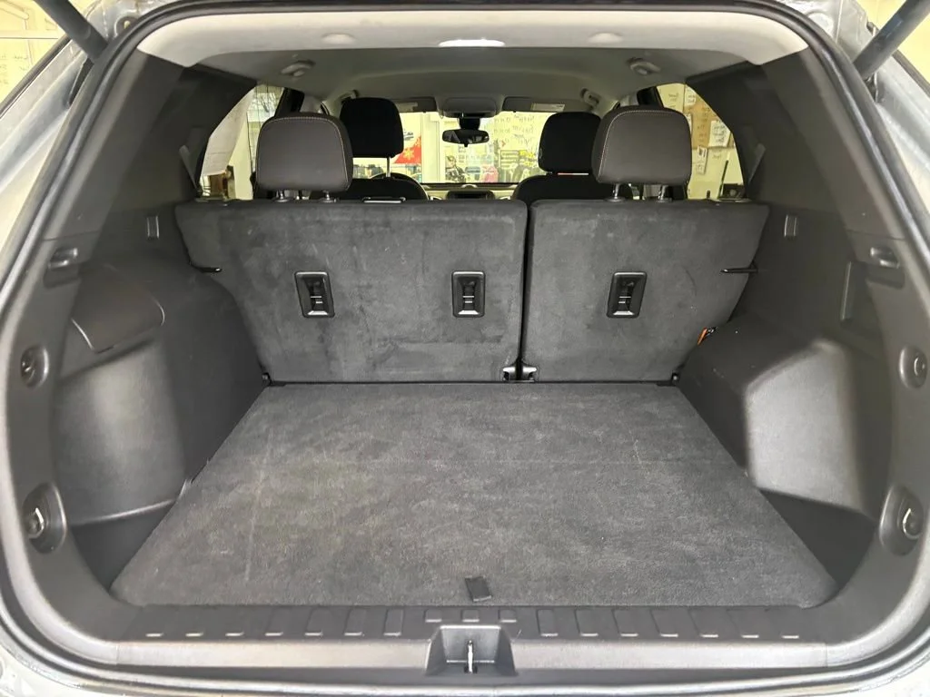 2024 Chevrolet Equinox LT - Photo 24