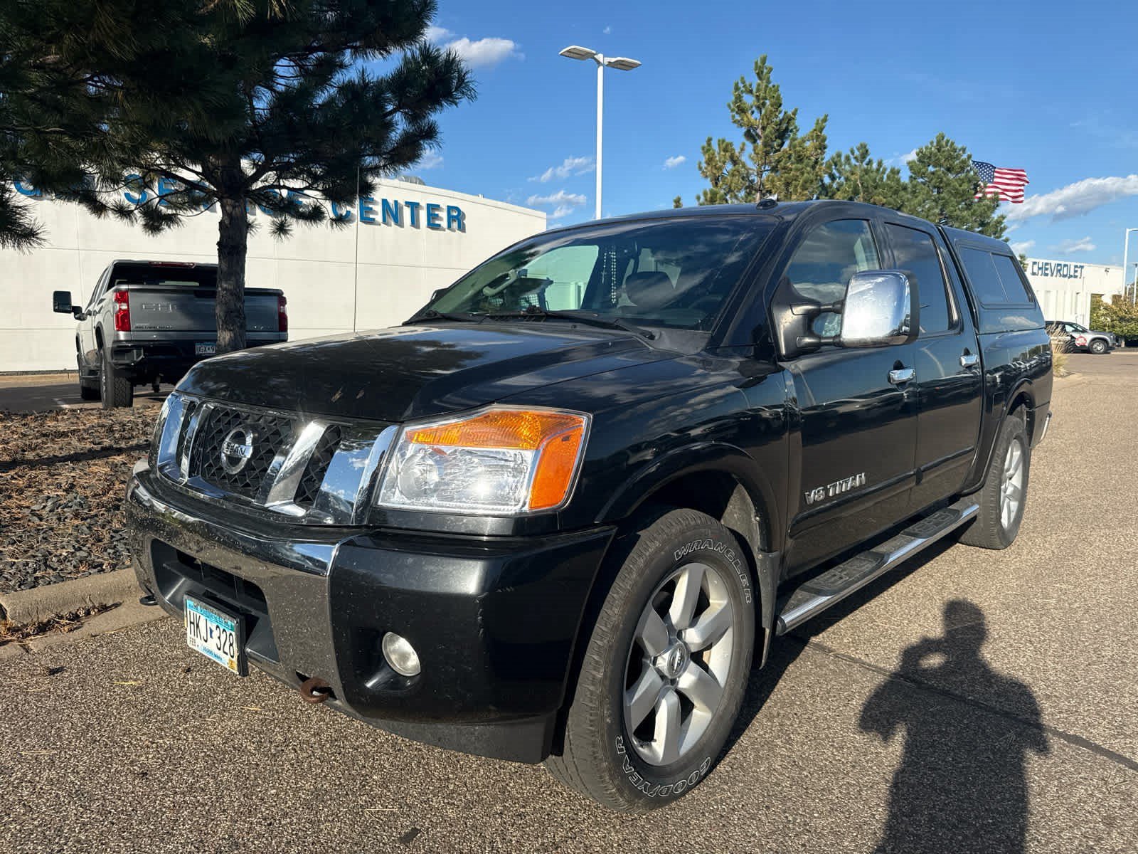 Used 2015 Nissan Titan SL with VIN 1N6AA0EC1FN510063 for sale in Brooklyn Center, MN