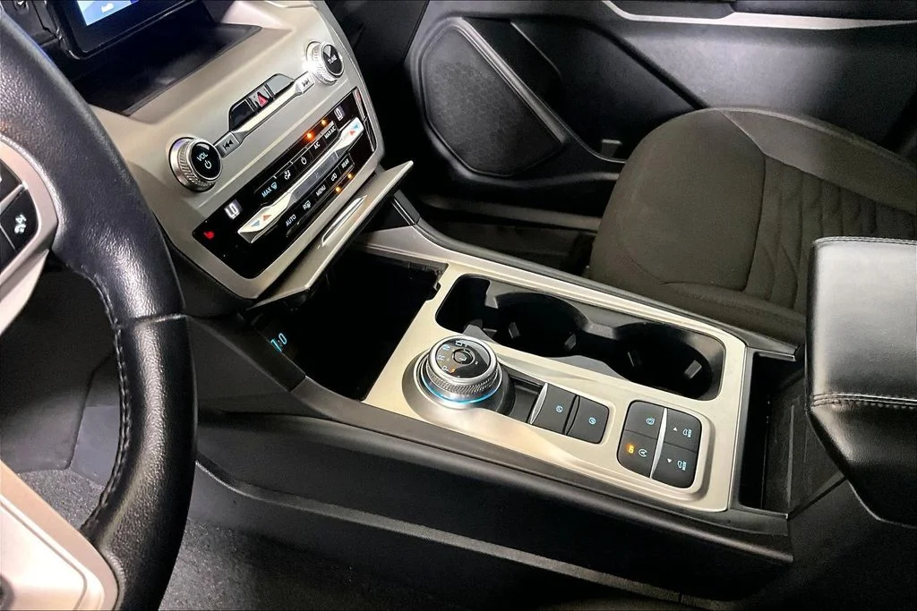 Used 2021 Silver Metallic Ford XLT image 13