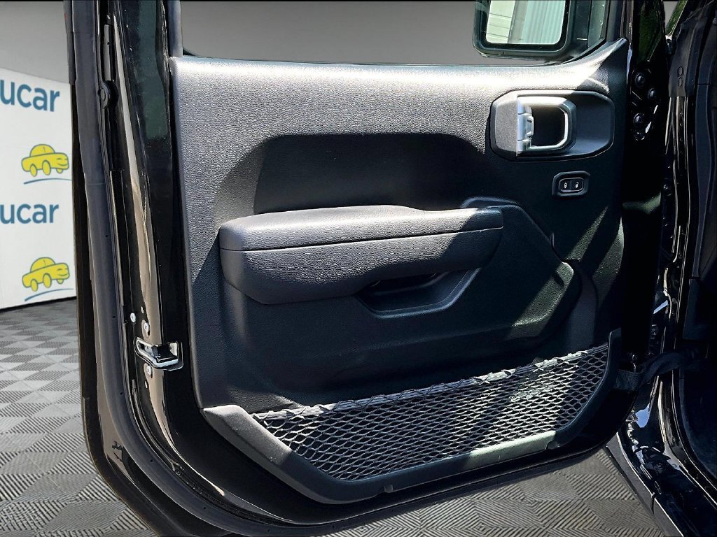 2025 Jeep Wrangler 4-Door Sport - Photo 9