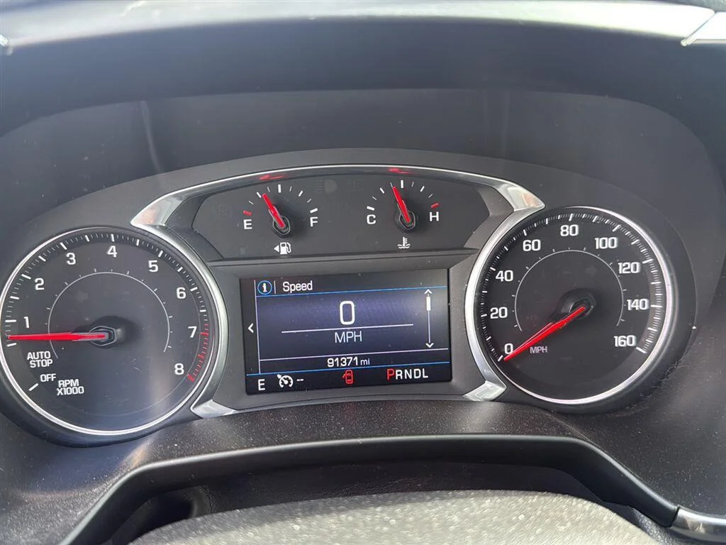 Used 2019 Silver Ice Metallic Chevrolet LT image 2