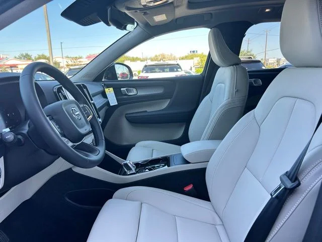 New 2026 Crystal White Volvo Plus image 15