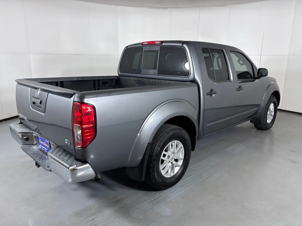 Used 2021 Gray Nissan SV image 6