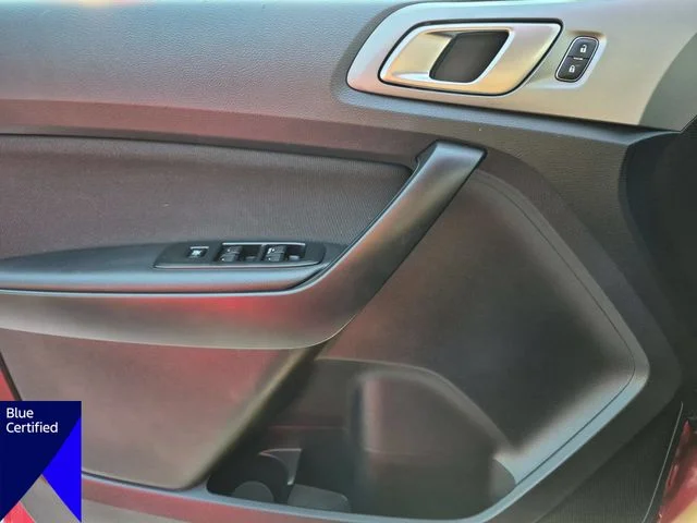 Used 2020 Red Ford XLT image 12