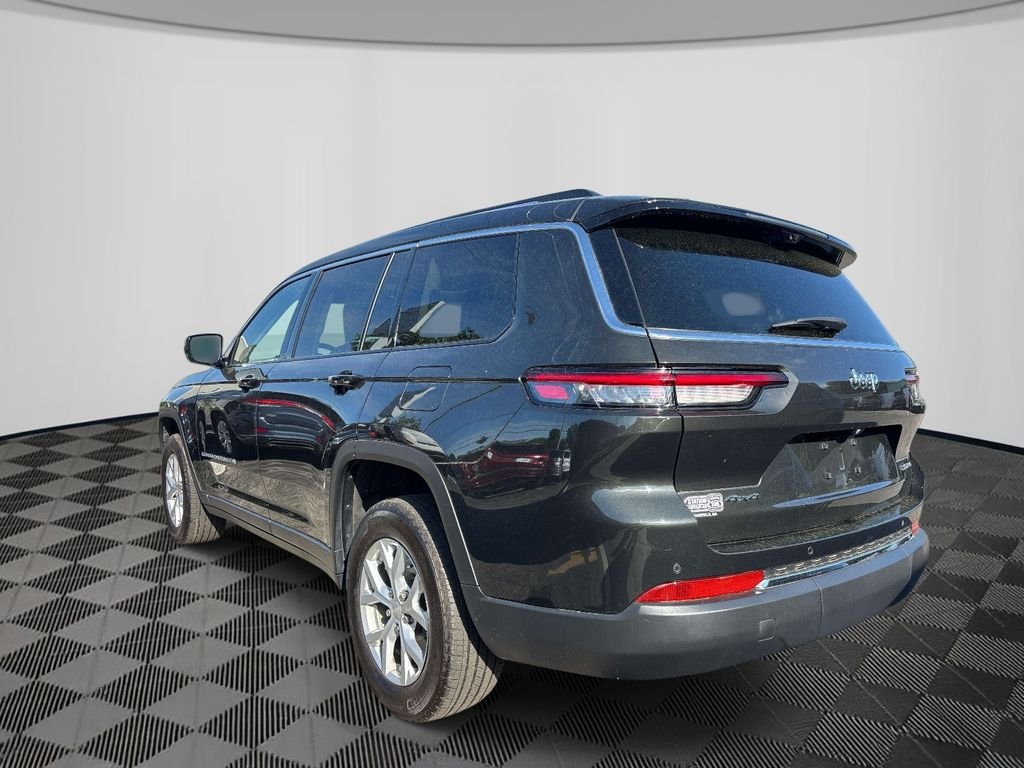 Used 2023 Black Jeep Limited image 3