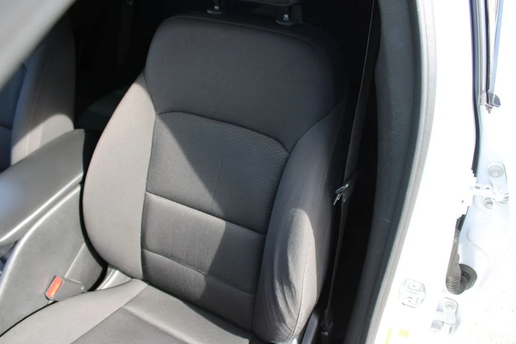 Used 2020 White Chevrolet LS image 16