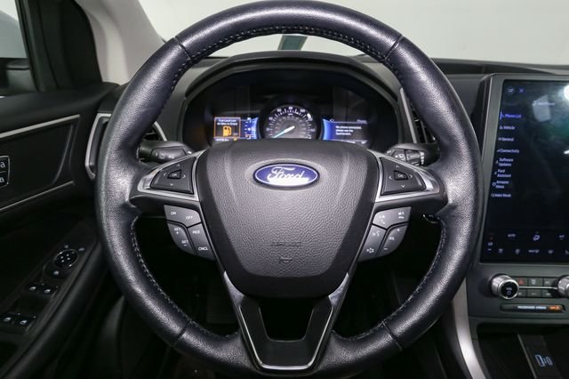Used 2023 White Ford SEL image 29