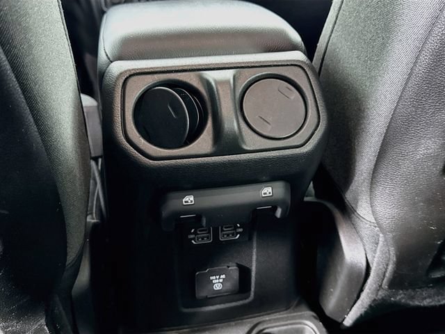 2025 Jeep Wrangler 4-Door Rubicon - Photo 23