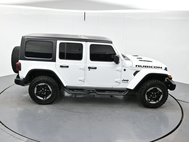 Used 2018 Bright White Clearcoat Jeep Rubicon image 36