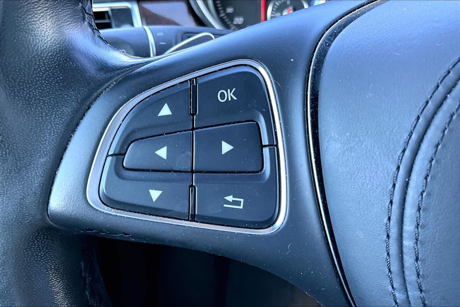 Used 2018 Selenite Grey Metallic Mercedes-Benz GLS 550 image 22