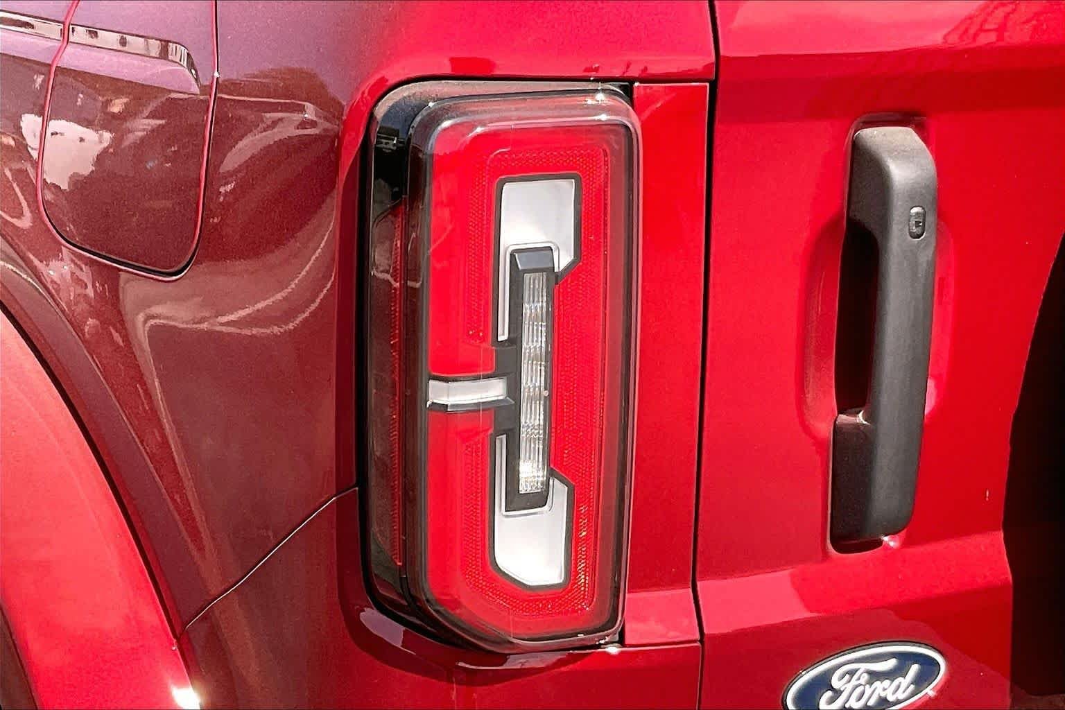 New 2026 Ruby Red Metallic Tinted Clearcoat Ford Outer Banks image 11