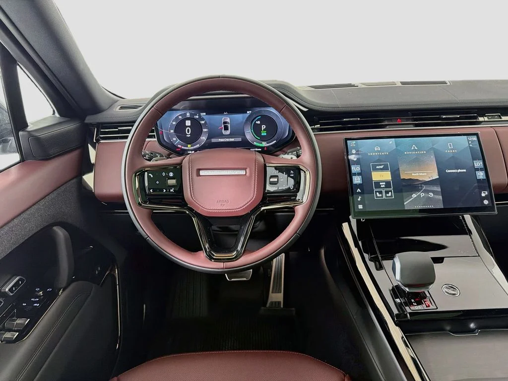 New 2026 Fuji White Land Rover Dynamic SE image 24