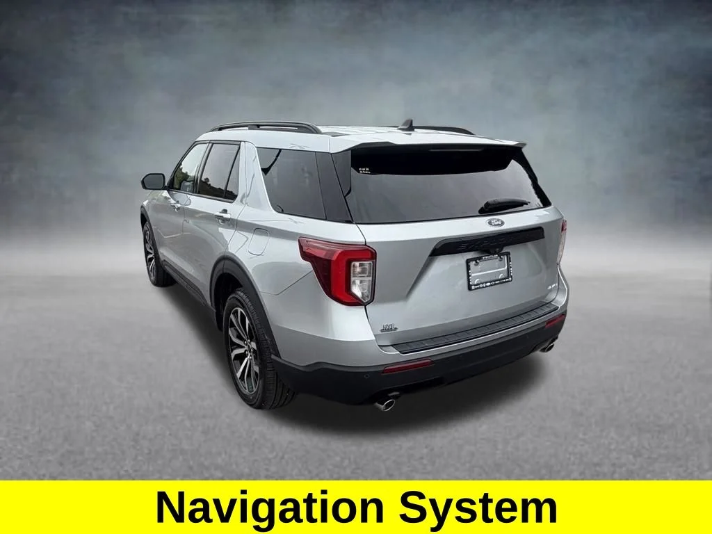 Used 2023 Silver Ford ST-Line image 3
