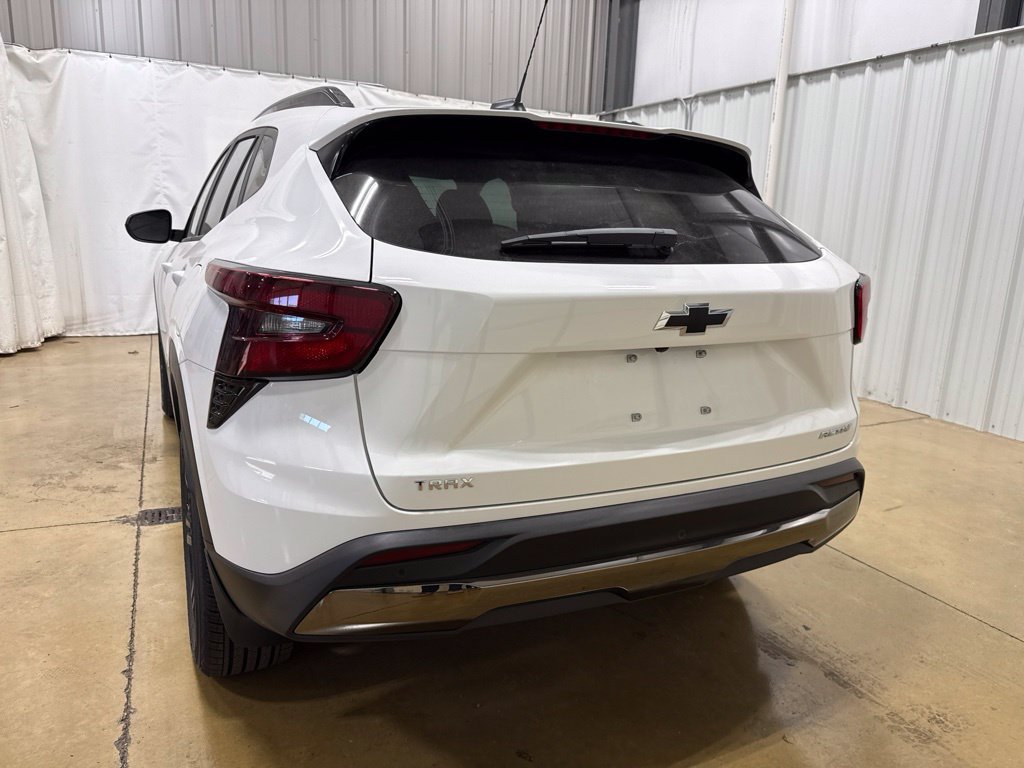 2026 Chevrolet Trax Activ - Photo 6