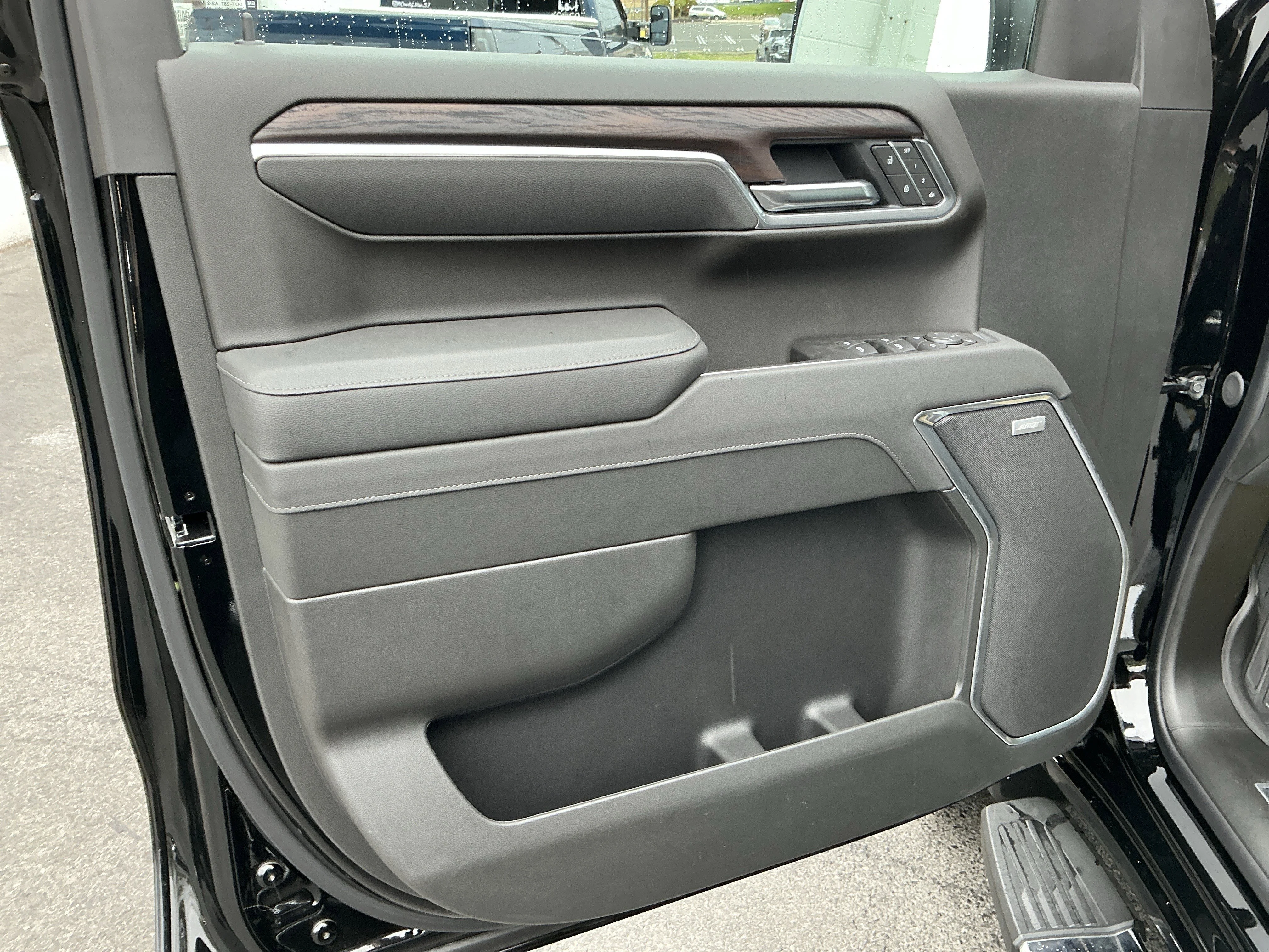 2026 GMC Sierra 1500 SLT - Photo 13