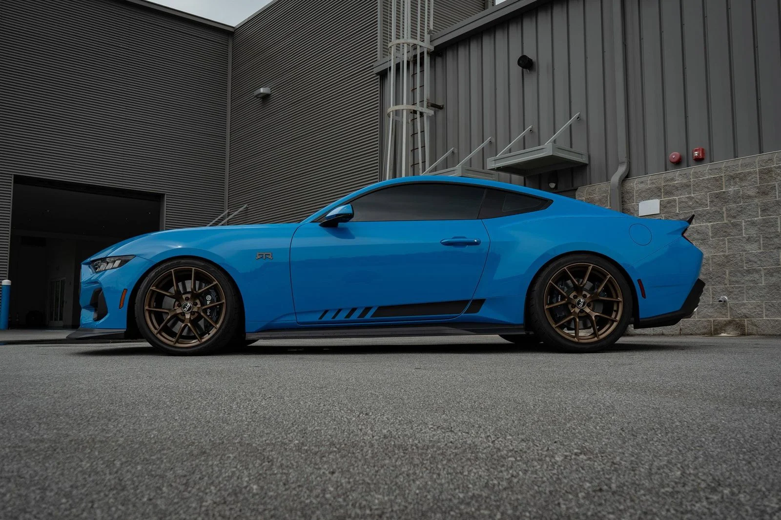 Used 2025 Grabber Blue Ford GT Premium with RTR Spec 3 Package image 19