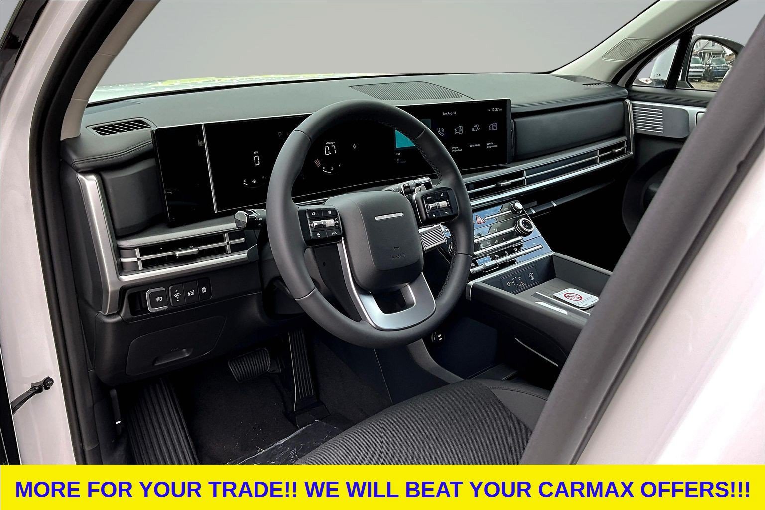 New 2027 White Hyundai SE AWD image 7