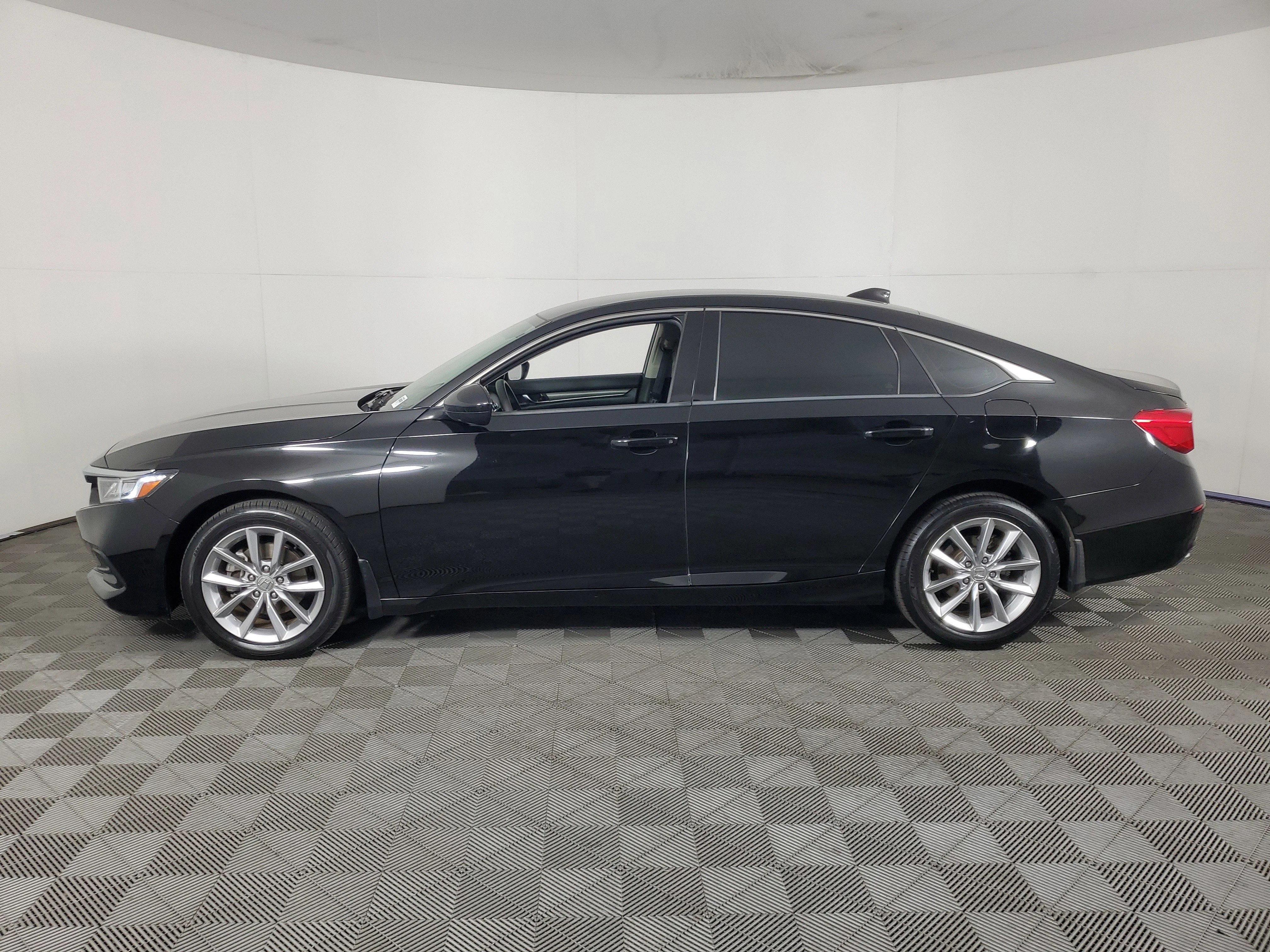 2022 Honda Accord LX - Photo 7
