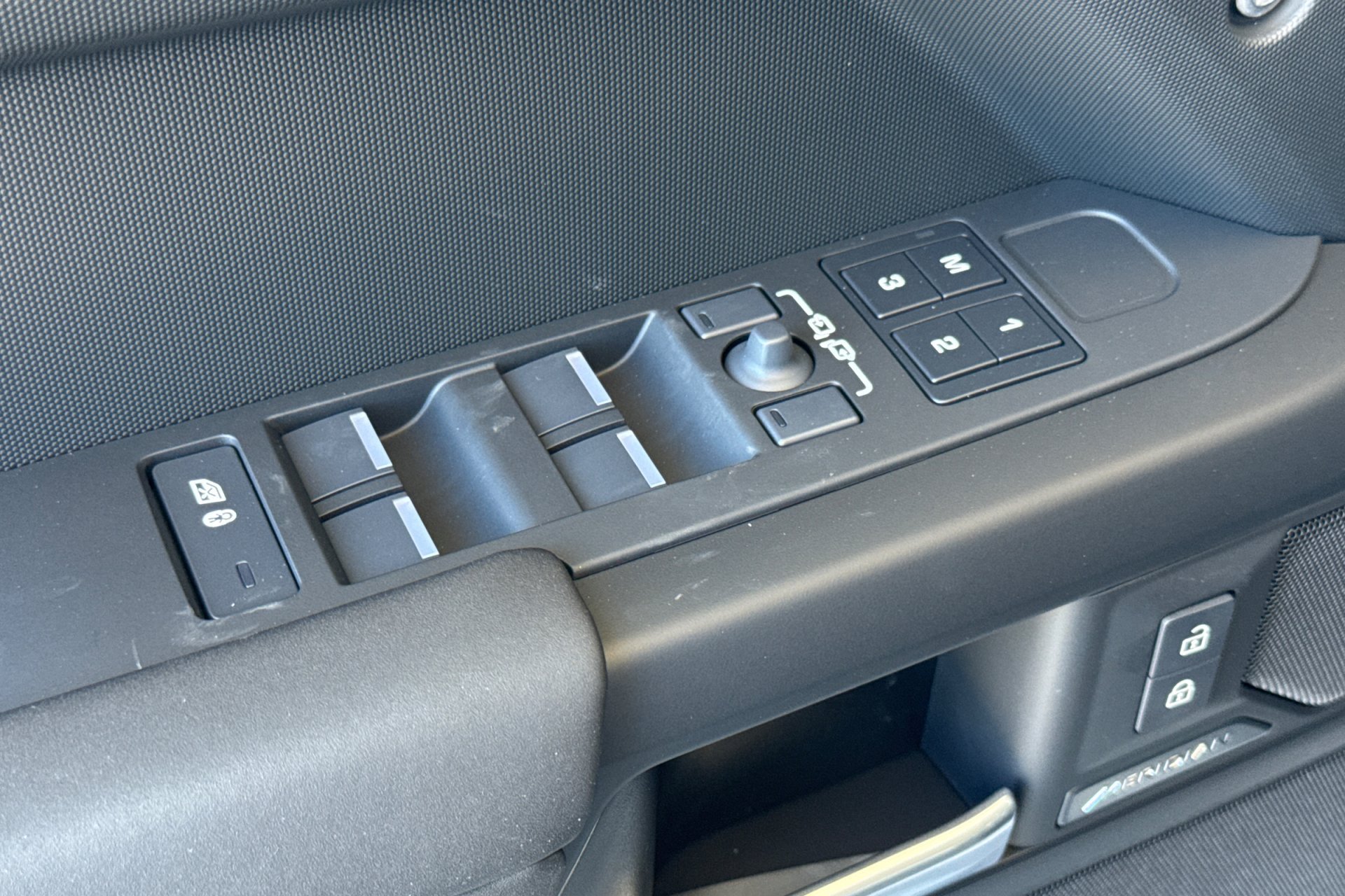 New 2026 Borasco Grey Land Rover S image 15