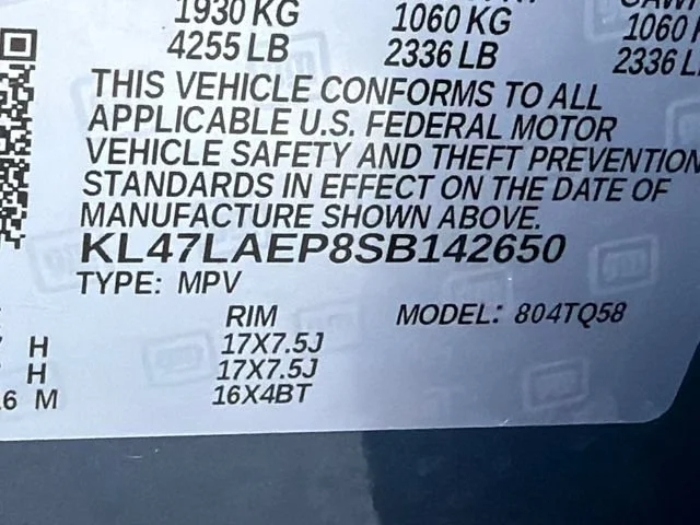 Used 2025 Ocean Blue Metallic Buick Preferred image 32