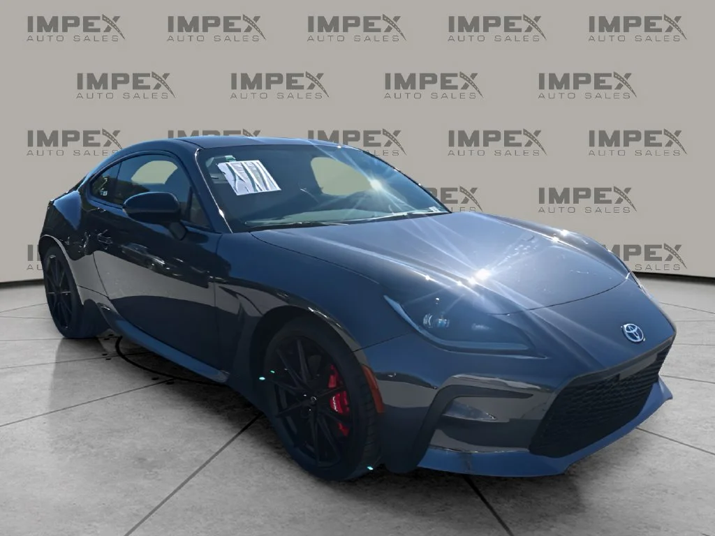 Used 2025 Gray Toyota Premium image 4