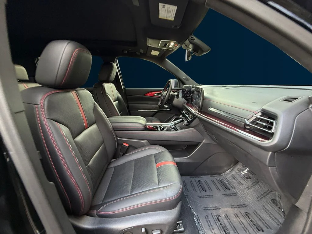 Used 2025 Black Chevrolet RS image 17
