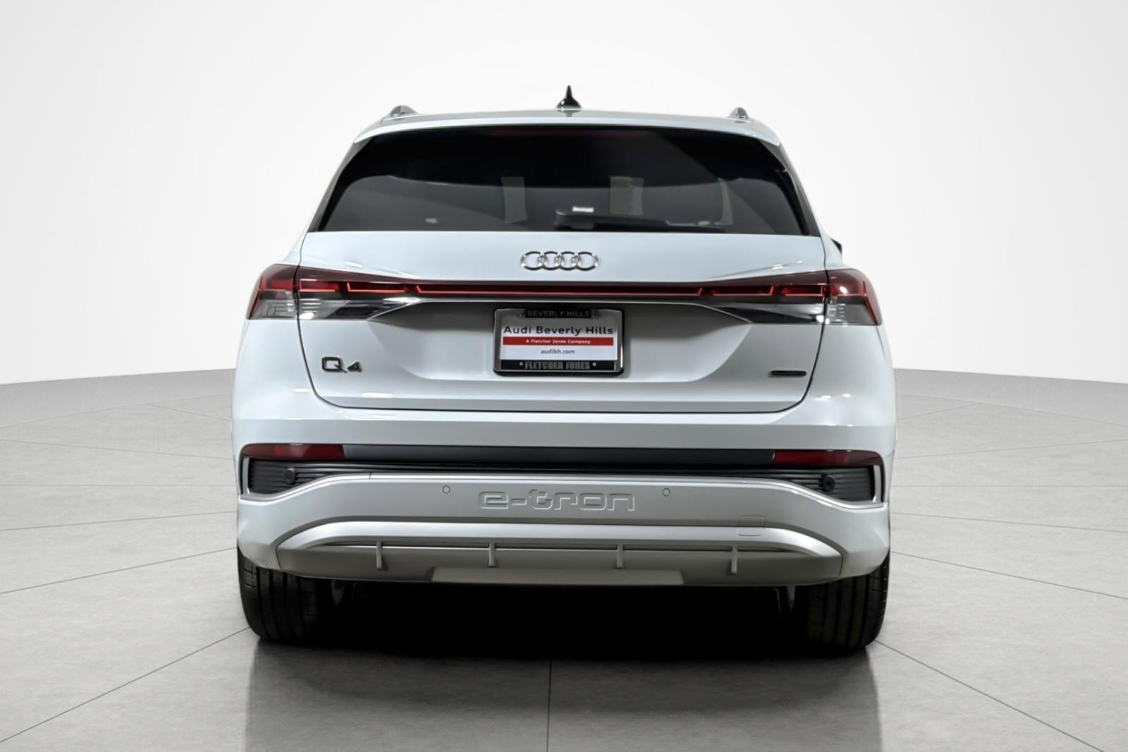 Used 2026 Glacier White Metallic Audi Premium 55 quattro image 4