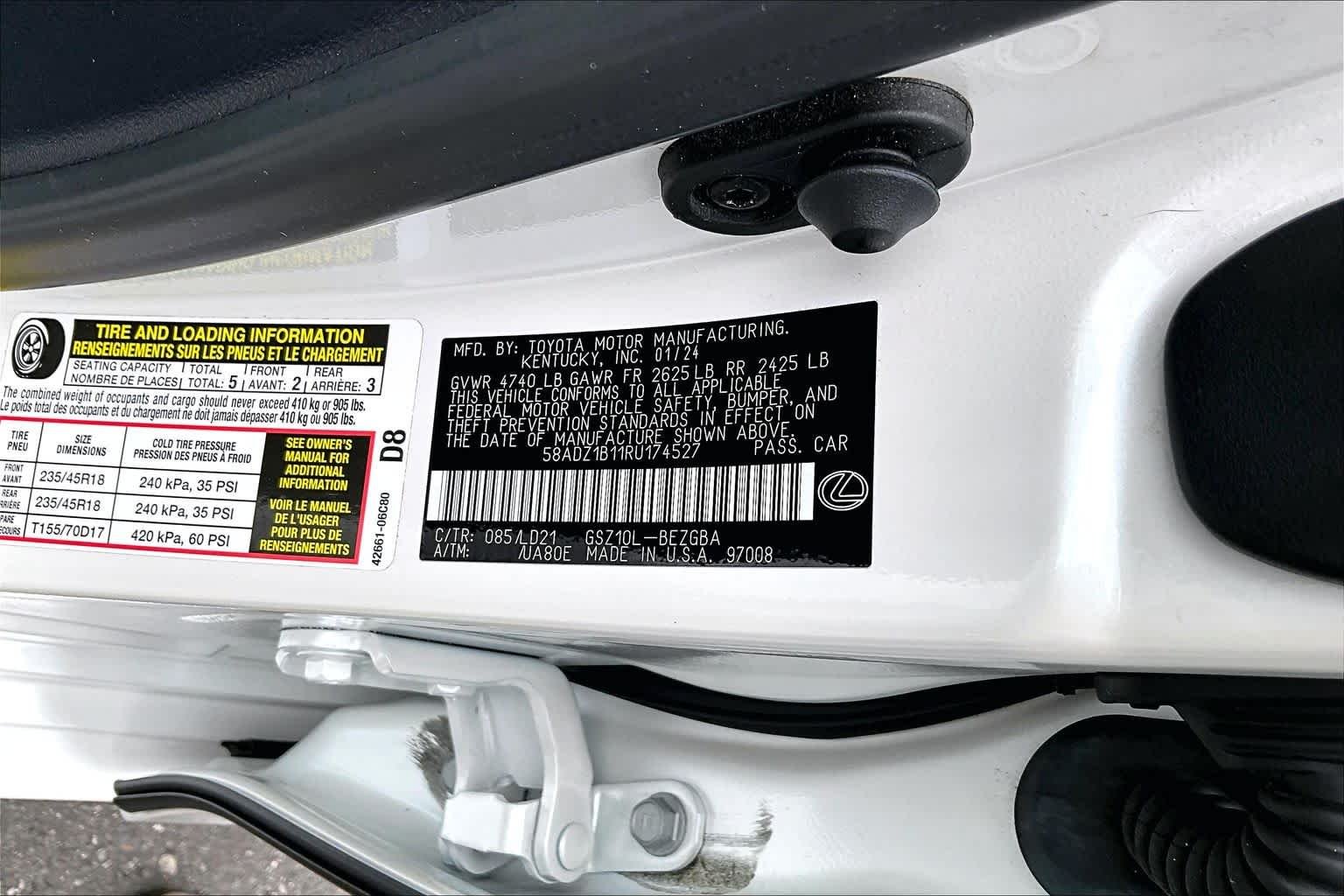 Used 2024 Eminent White Pearl Lexus  image 37
