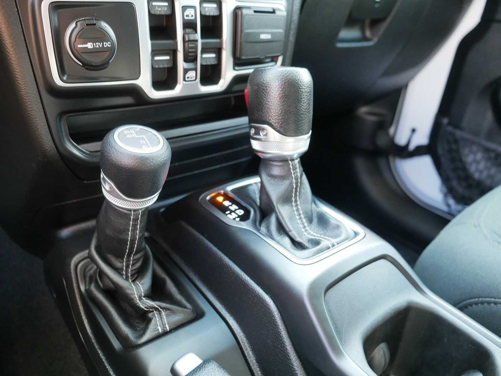 Used 2018 Bright White Jeep Sahara image 24