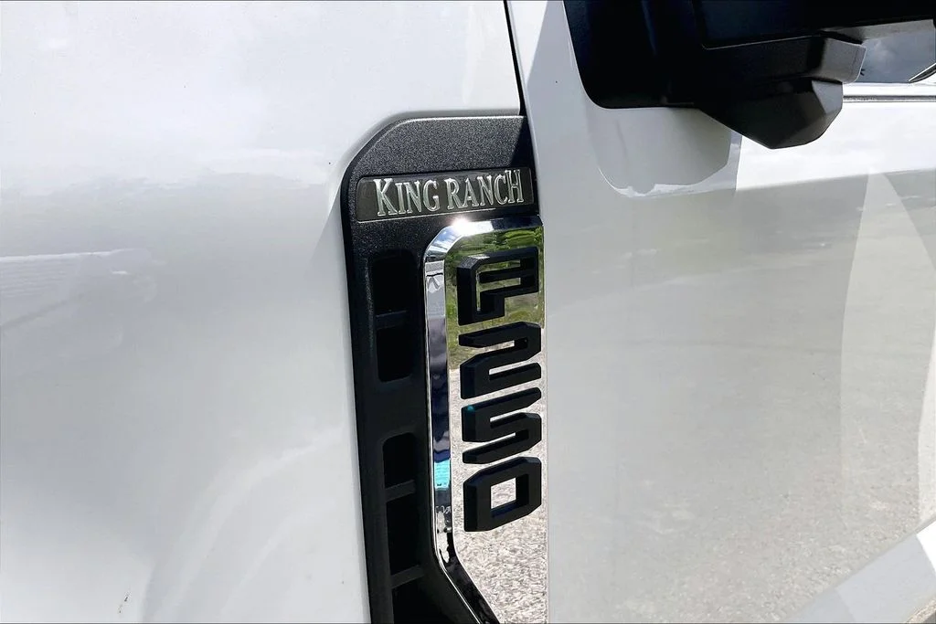 New 2026 Ford Super Duty F-250 King Ranch 4D Crew Cab
