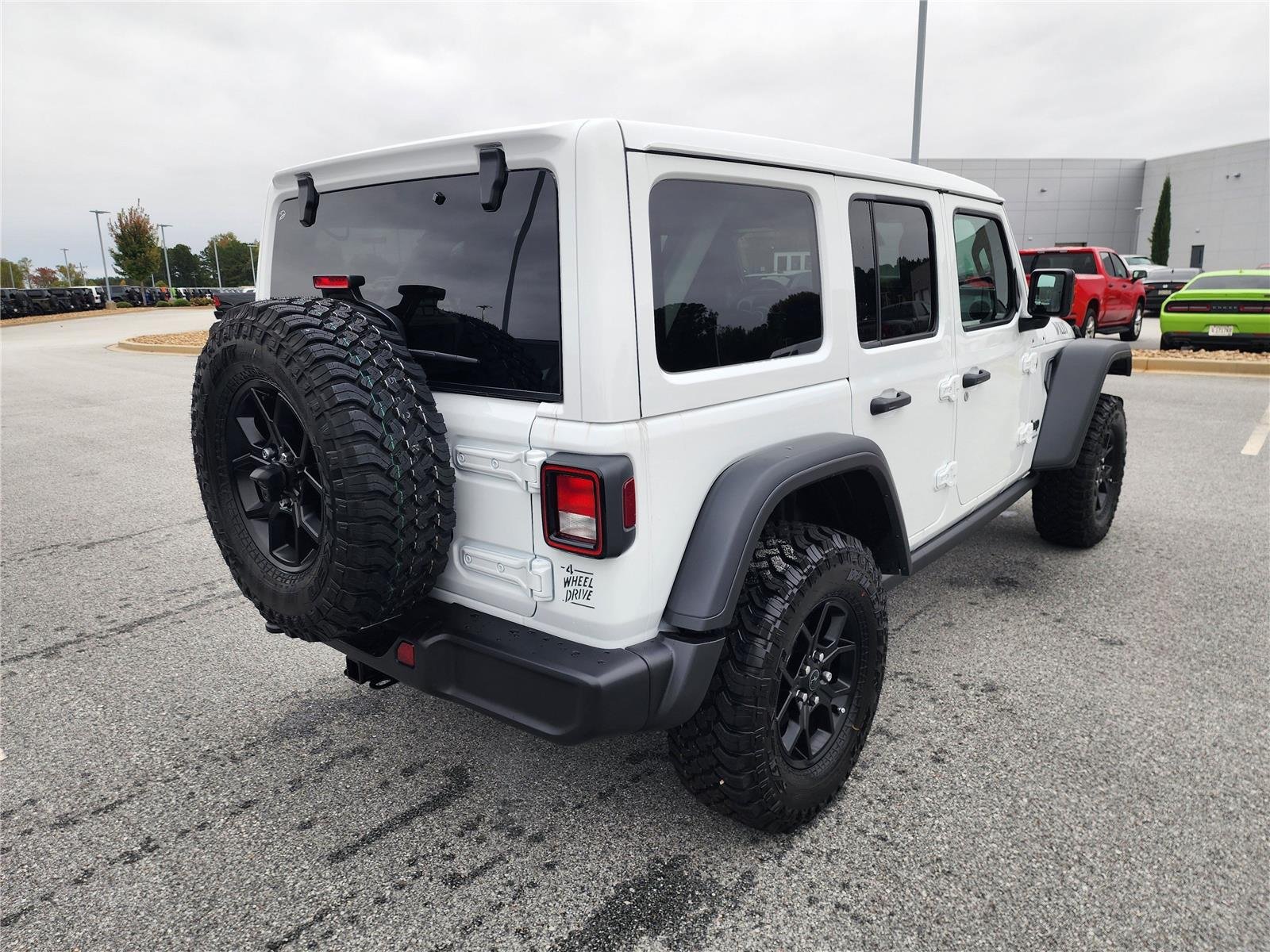 2026 Jeep Wrangler 4-Door Willys - Photo 6